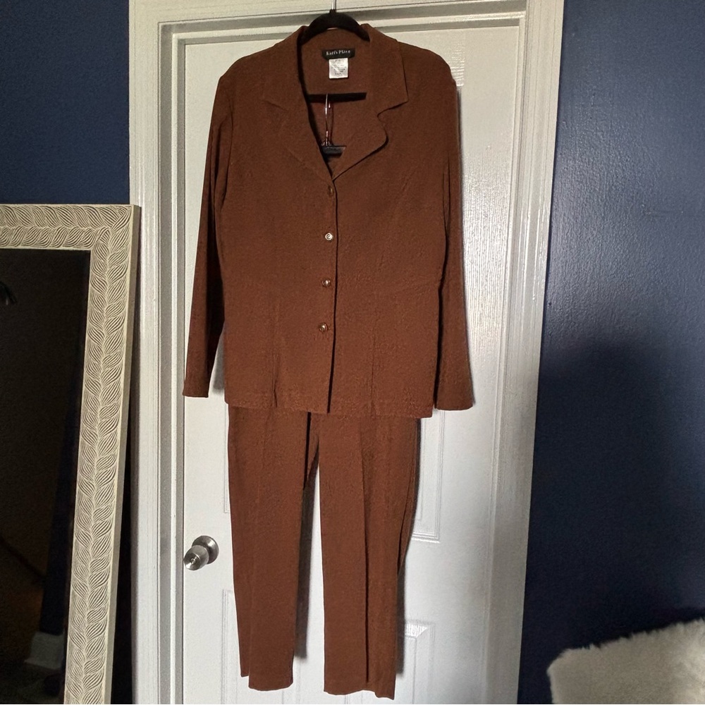🤎Kari’s Place🤎 Brown Pant Suit